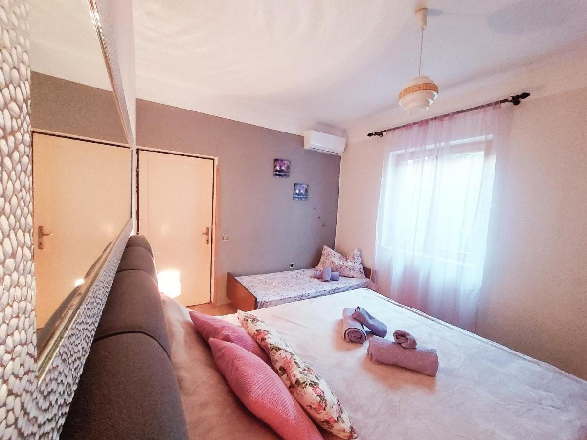 Apartments Adriatic Riviera Crikvenica Buitenkant foto