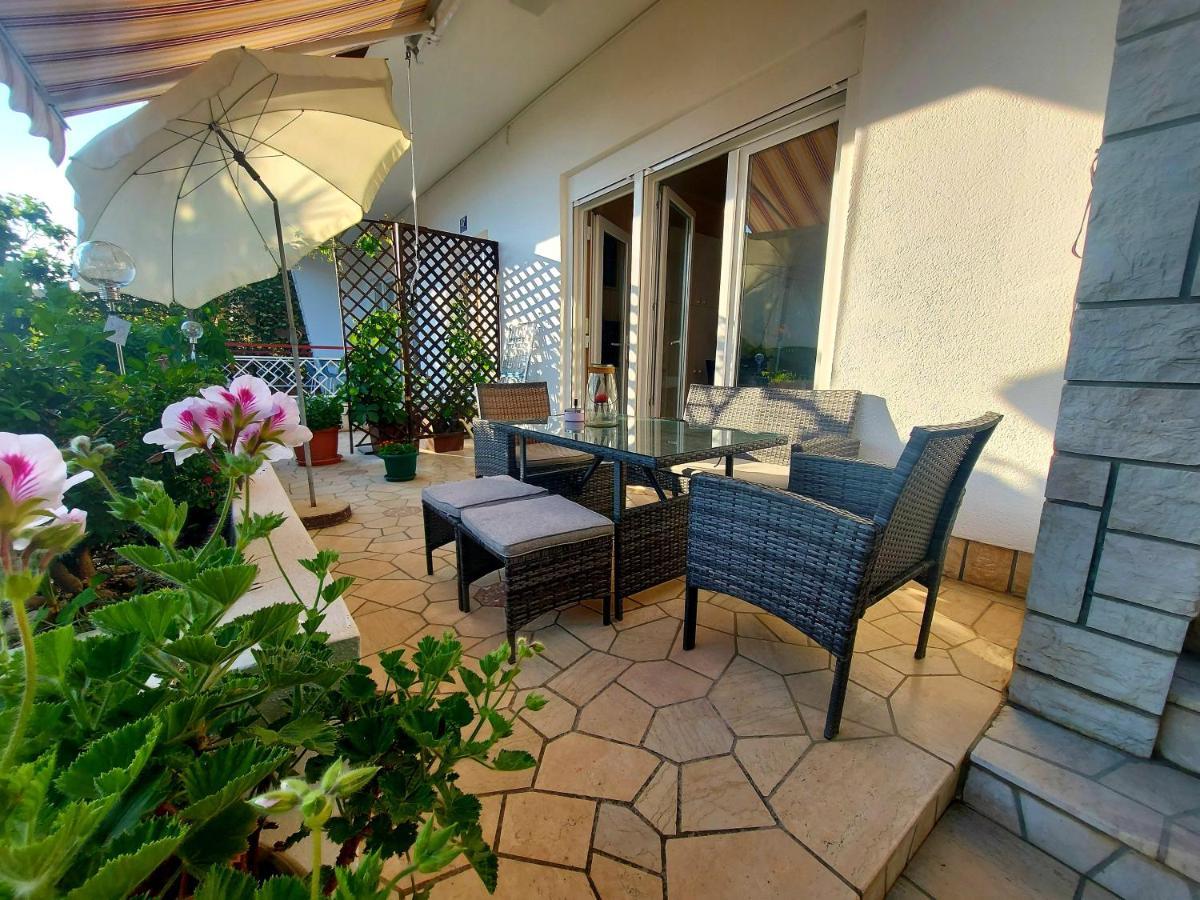 Apartments Adriatic Riviera Crikvenica Buitenkant foto